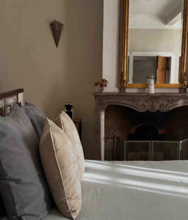 Romance Room, Domaine La Parpaille, bed and breakfast in the Luberon