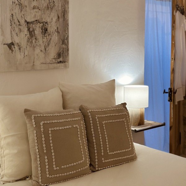 Chambre Mon Amour, Domaine La Parpaille, bed and breakfast in the Luberon
