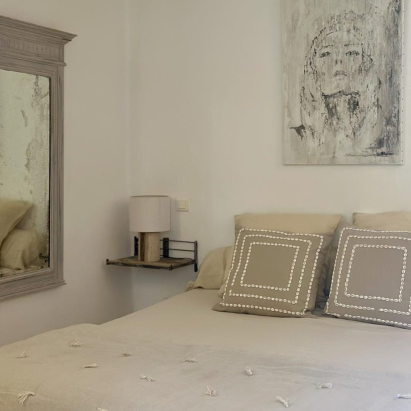 Chambre Mon Amour, Domaine La Parpaille, bed and breakfast in the Luberon