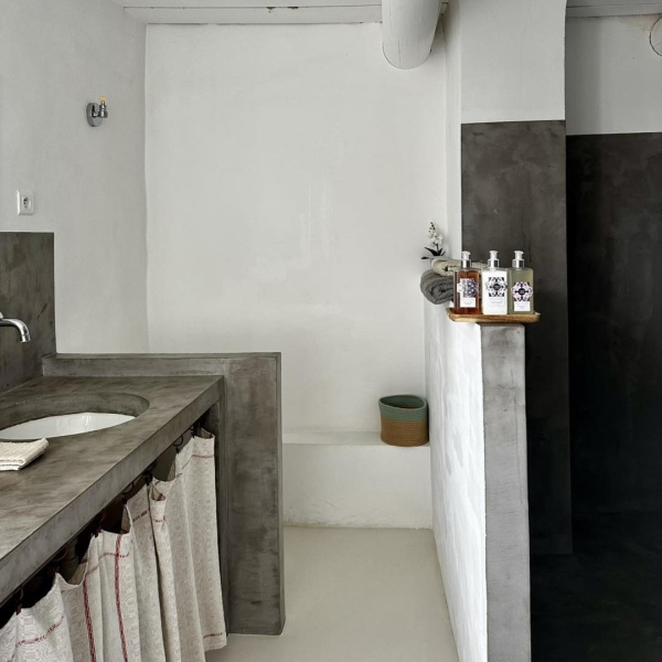 Romance Room, Domaine La Parpaille, bed and breakfast in the Luberon