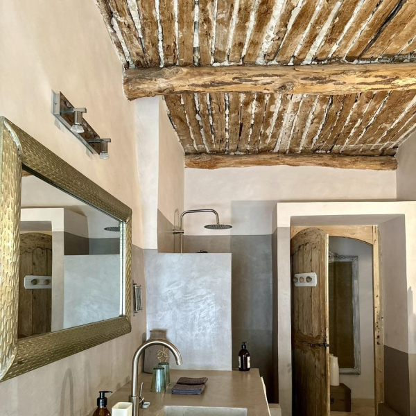 Starlight Suite, Domaine La Parpaille, Bed & Breakfast im Luberon